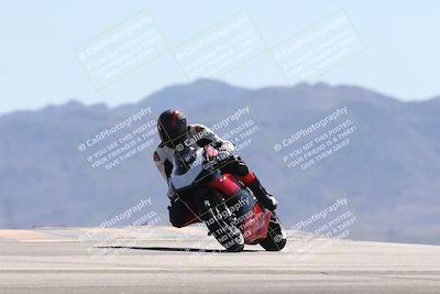 media/Oct-13-2025-Moto Forza (Mon) [[a66d839500]]/3-B Group/Session 4 (Turn 9)/
